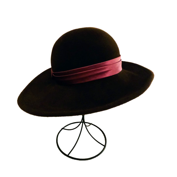 Vintage Betmar brown Fedora wool hat with burgundy satin bow main image 12